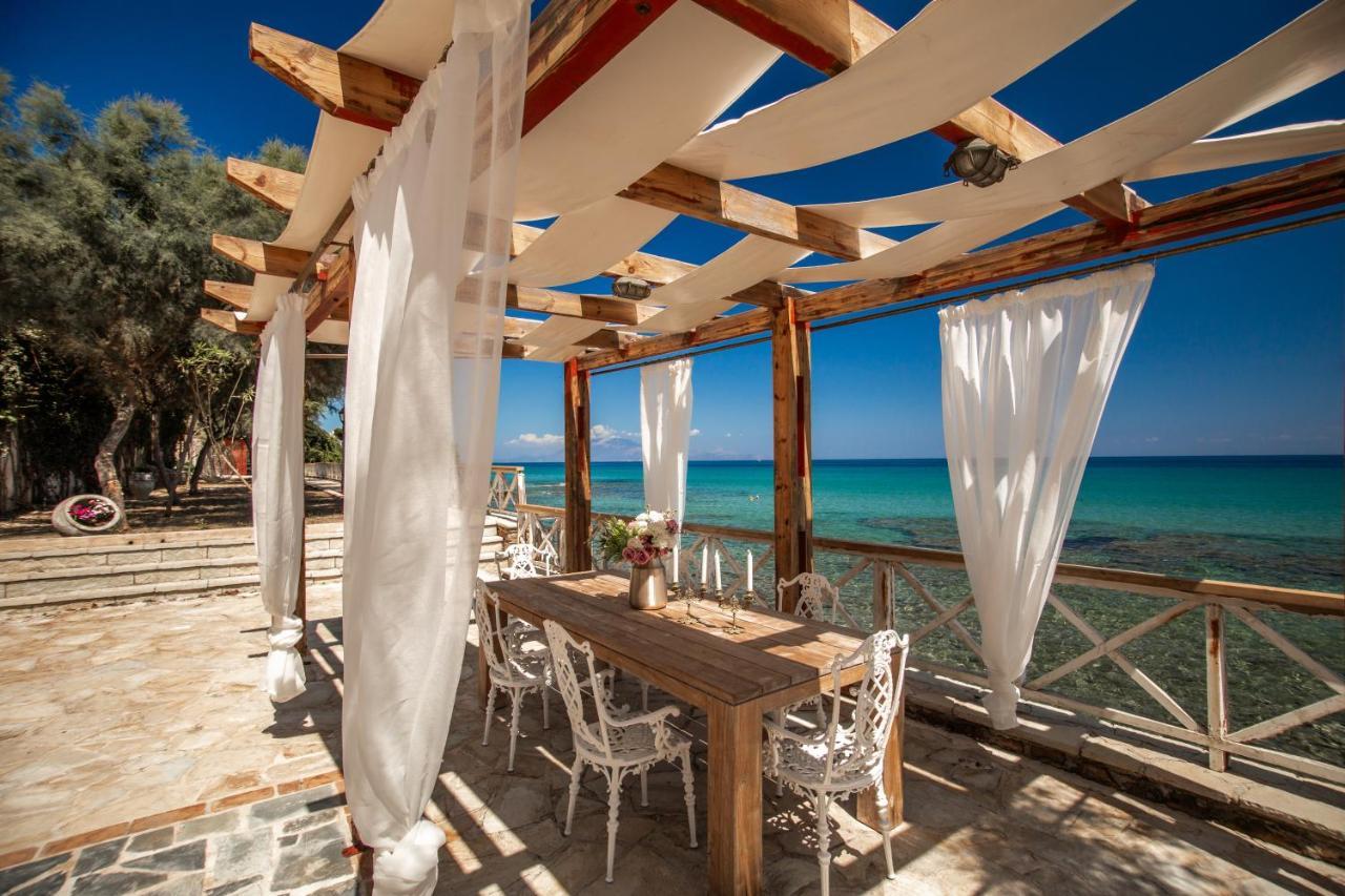 Seaside Margarita Vila *